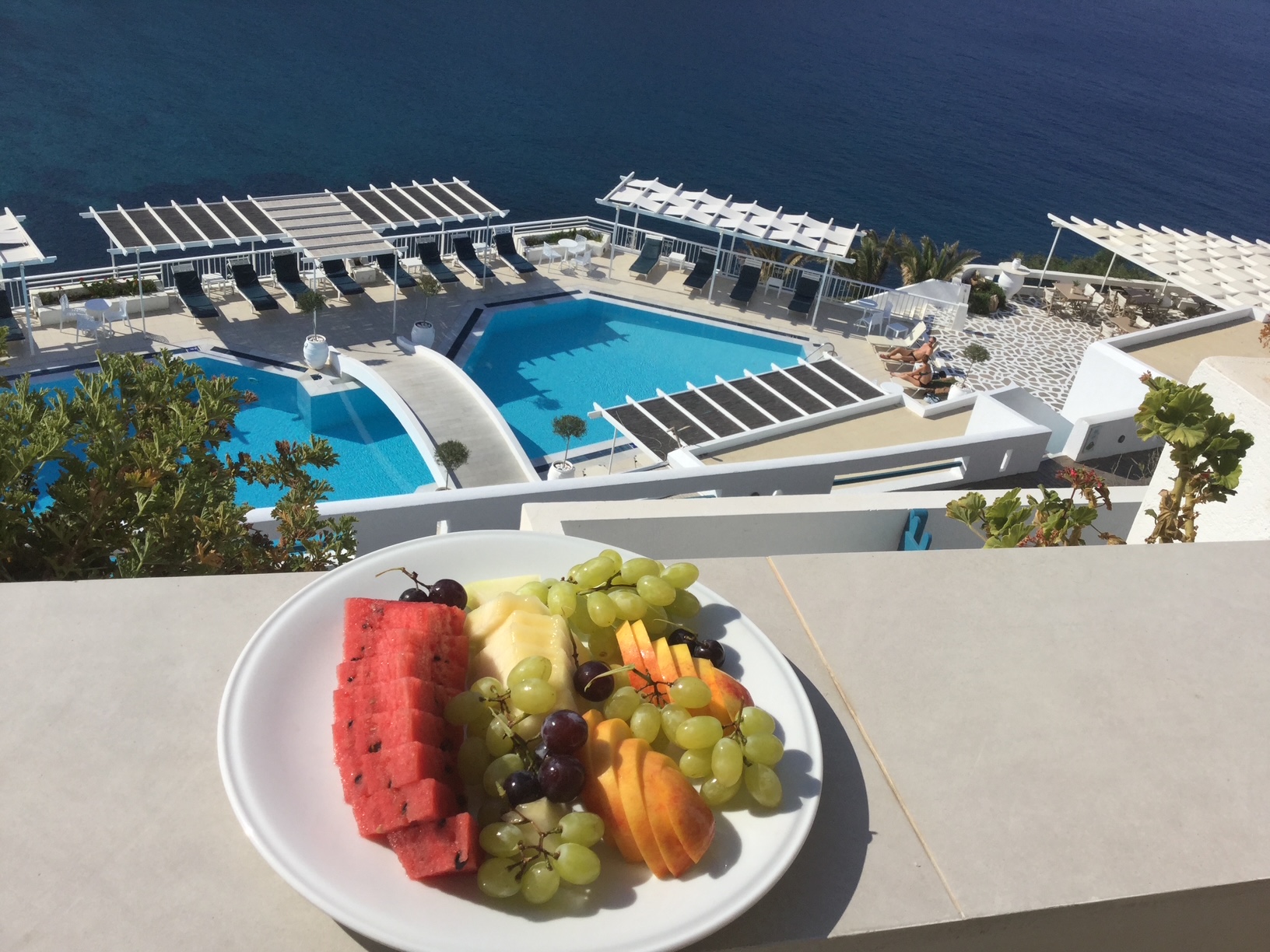 fruit with pool view at Aegialis