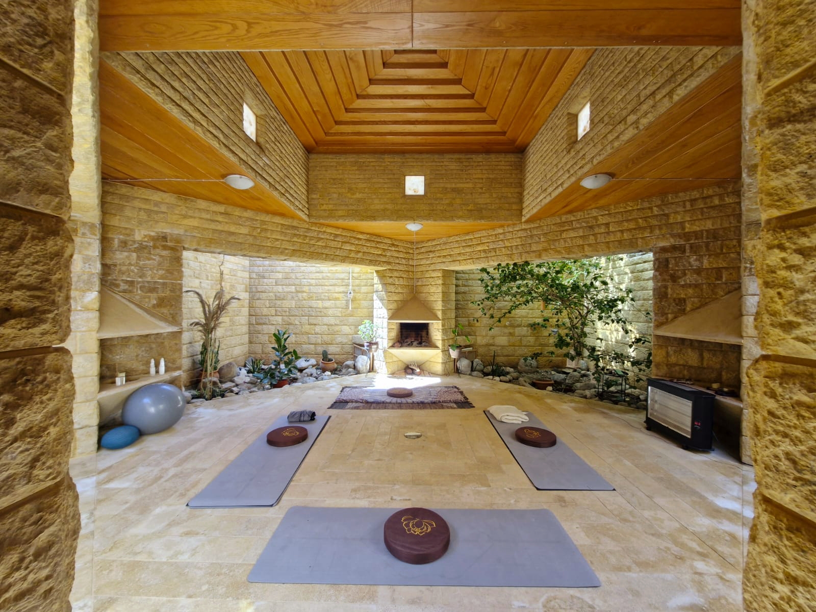 Solo Retreat on Arts & Mindfulness