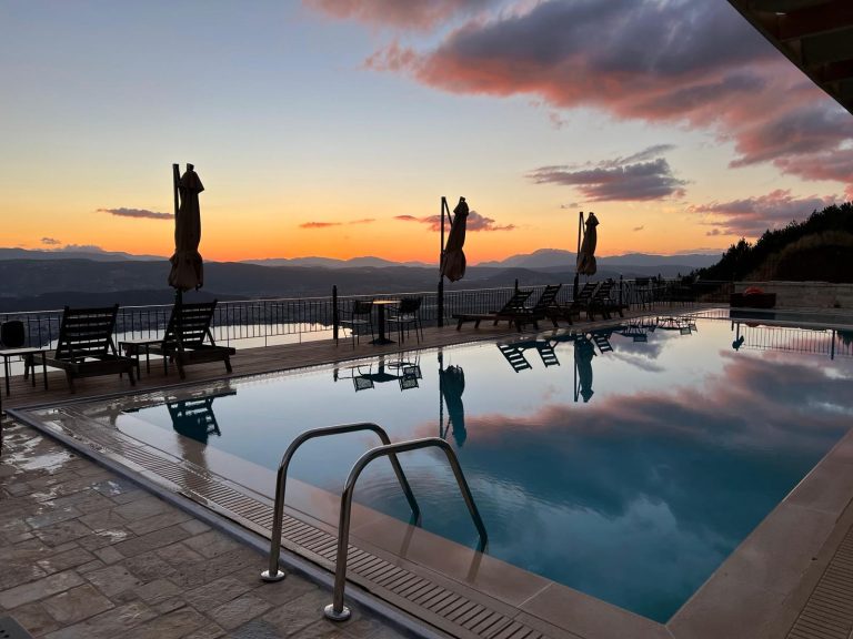 Reconnect Retreat – Evidence-Based Therapeutic Experience